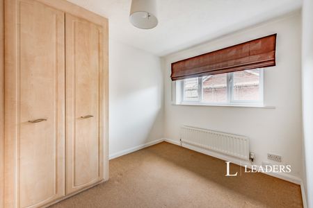 2 bedroom house to rent Blackett Road, Maidenbower, Crawley, West Sussex, RH10 - Photo 3