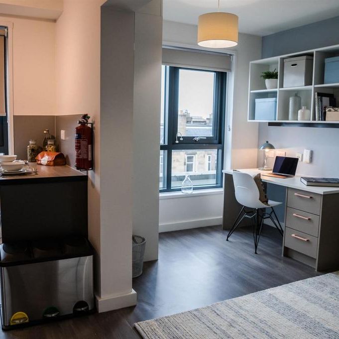 Studio to rent - Photo 1