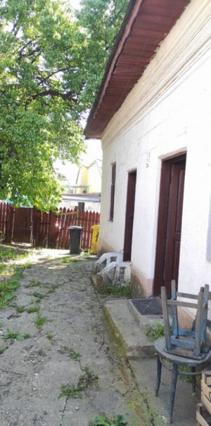 Inchiriez casa zona Aparatorii Patriei - Fotografie 1