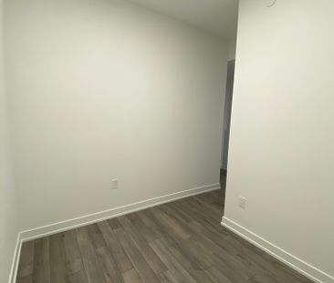 For Lease - 15 Skyridge Drive Unit# 513, Brampton, Ontario - Photo 4