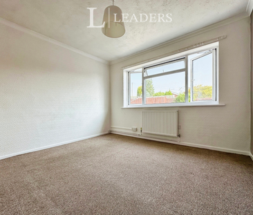 2 bedroom bungalow to rent Pembrey Close, Norwich, NR3 - Photo 2