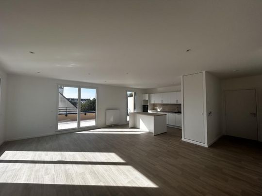 Location Appartement 5 pièces 129m² FLEURY SUR ORNE 14123 - Photo 1