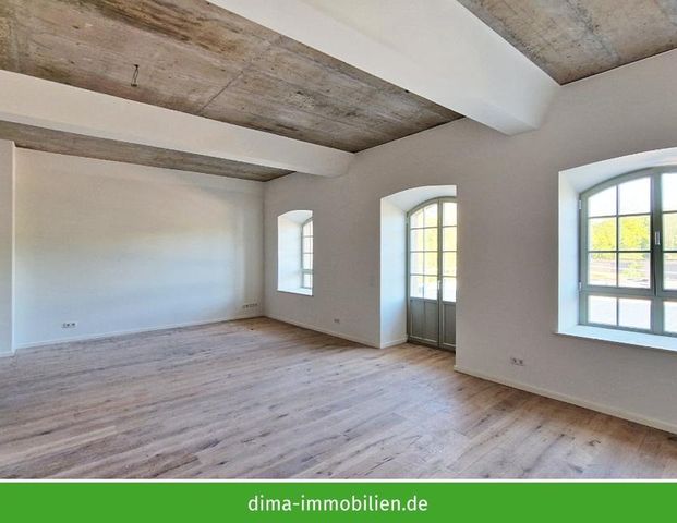ERSTBEZUG sanierte Papierfabrik | Maisonette mit Dachterrasse und Balkon am Wasser, 2 Bädern u.v.m. - Foto 1