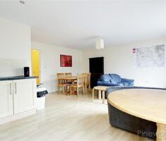 2 BEDROOM Apartment - Ground Floor - Photo 6