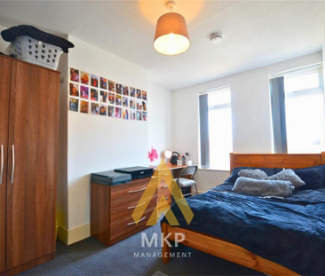 5 bedroom terraced house to rent - Photo 4