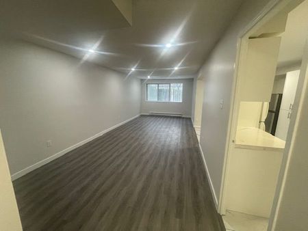 For Lease - 2170 Bromsgrove Road Unit# 26, Mississauga, Ontario - Photo 2