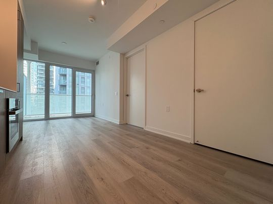For Lease - 88 Queen Street Unit# 816, Toronto, Ontario - Photo 1