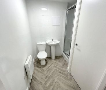 Worsdell Drive, Gateshead, Gateshead, Tyne and Wear, NE8 2AZ - Photo 6