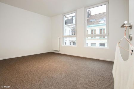 Gerenoveerde woning nabij Leiekaai - Foto 4
