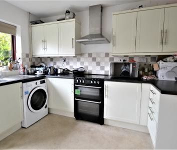 Strathcarron Court, Cambridge, CB4 - Photo 4