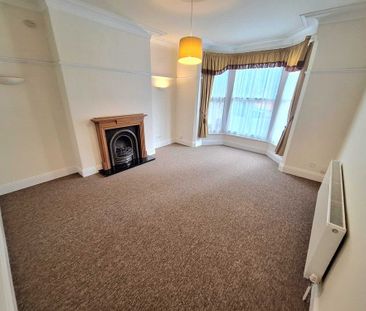 Hamilton Drive, Nottingham, NG7 - Photo 1