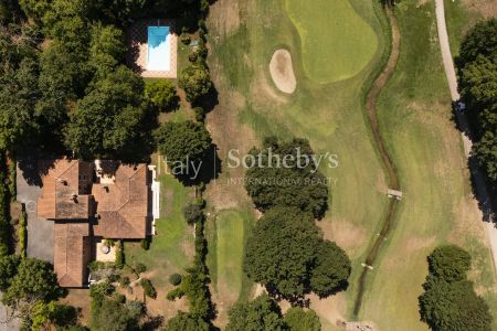 Single Family Home - Photo 4