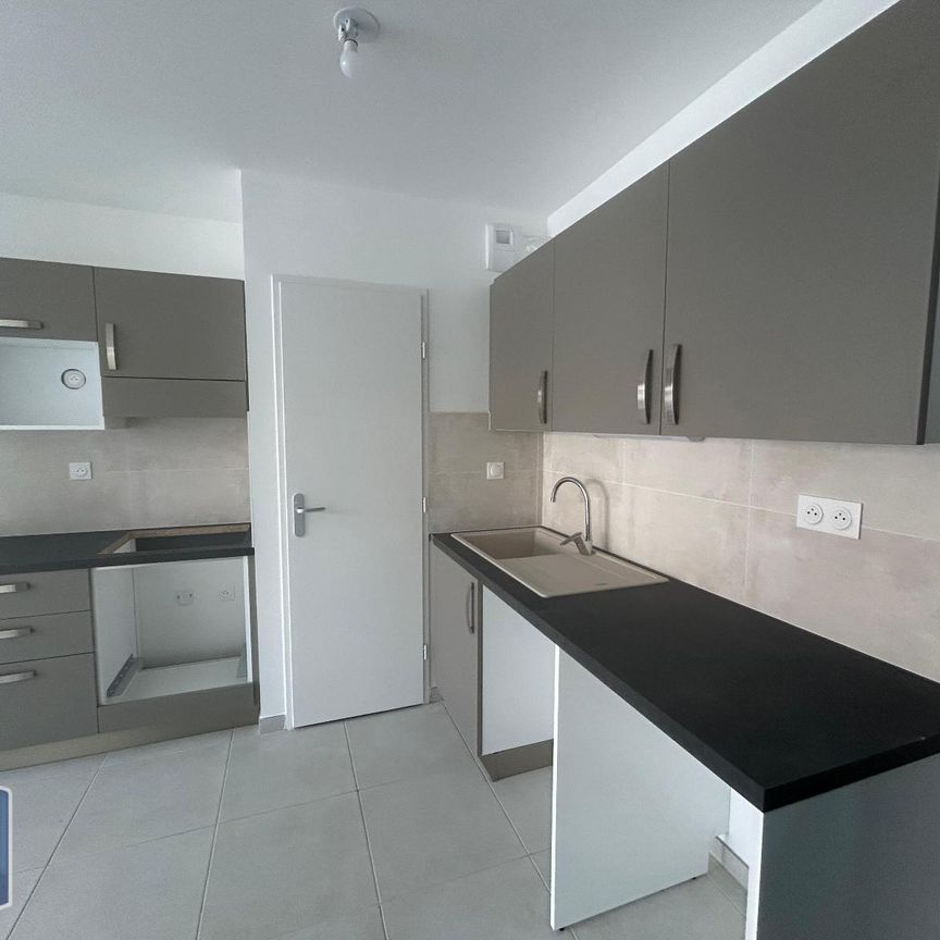 Location Appartement 2 pièces 41m² CAVAILLON 84300 - Photo 1