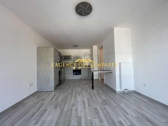 Location Appartement 2 pièces 40m² MONTREUIL 62170 - Photo 1