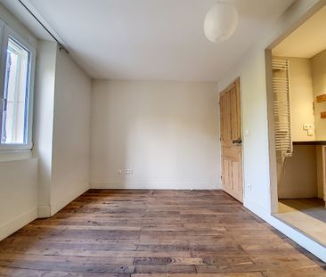 Noves, centre : Maison de village T3 58 m² avec 2 chambres, - Photo 5
