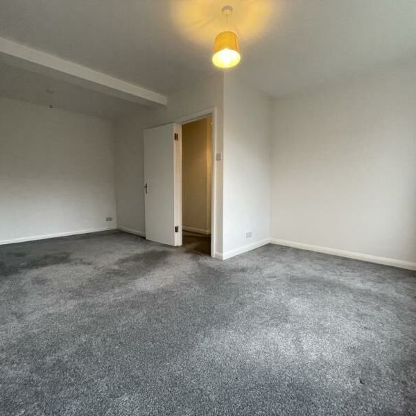 2 Bedroom Flat To Let - Photo 1