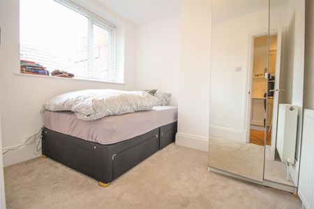 2 Bedroom Flat - Ground Floor - Photo 3
