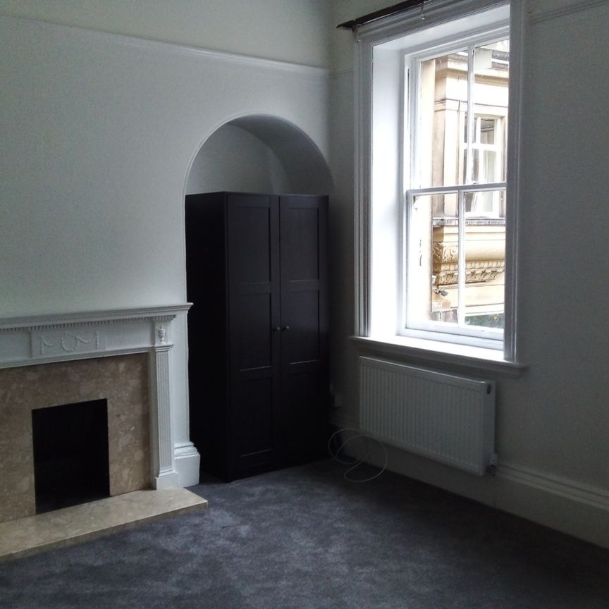 2 Bed Flat, Gledhow Hall, LS8 - Photo 1
