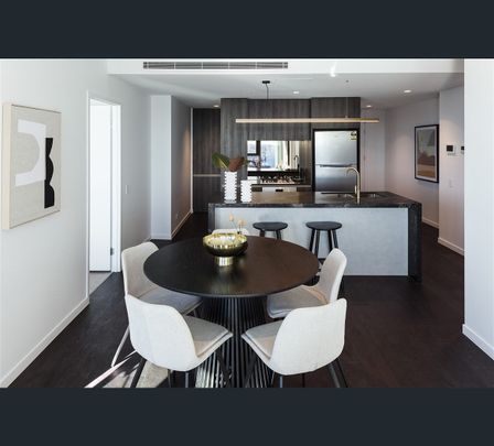 409/36 Lambert Street, Kangaroo Point, Qld 4169 - Photo 1