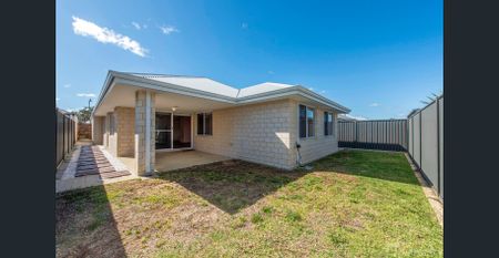 10 Hathaway Street, Baldivis, WA 6171 - Photo 4