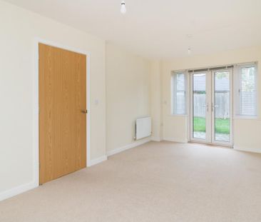 3 bedroom detached house to rent - Photo 2