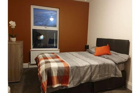 Bristol Road, Bridgwater, TA6 - Photo 3