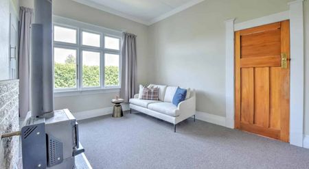 Charm in Gore - Photo 2