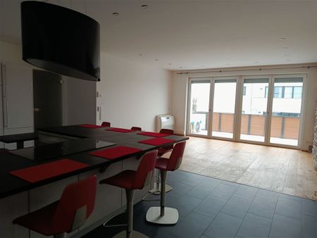 Zwenkau - Küchenliebhaber aufgepasst!!! - Tolle 3 Zi. Whg. mit großem Balkon, Parkett, FBH, und EBK! - Photo 4