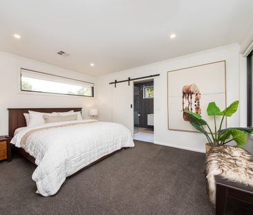 Serene Red Hill South Retreat - Photo 5