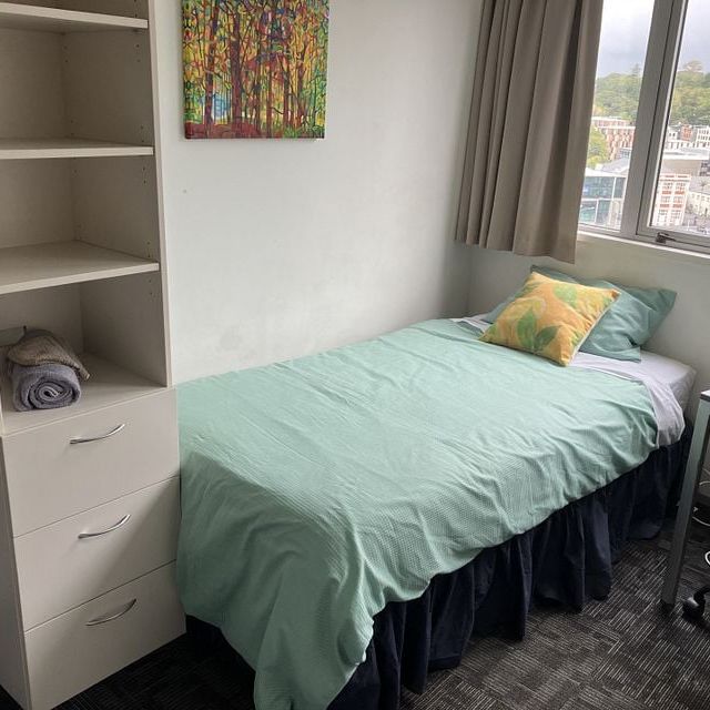 Studio, pool and views - Photo 1