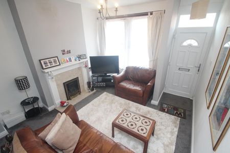 2 bedroom house to rent - Photo 2