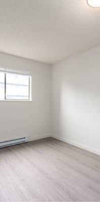 Available Now! Fully Renovated 2 Bedroom Apartment - Photo 1