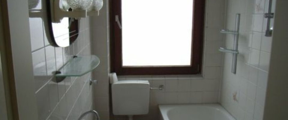 130.17 Schöne 2ZKB Wohnung Ausweilerstraße 10 in Baumholder Bes.: Samstag den 01.07.2023 um 15 Uhr - Foto 1