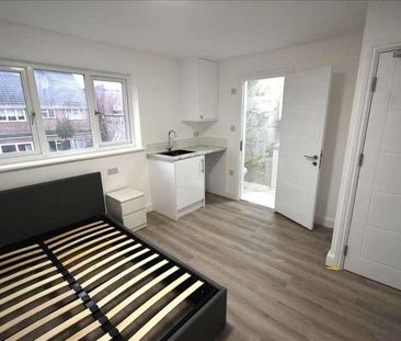 Waid Close, Dartford, DA1 - Photo 2