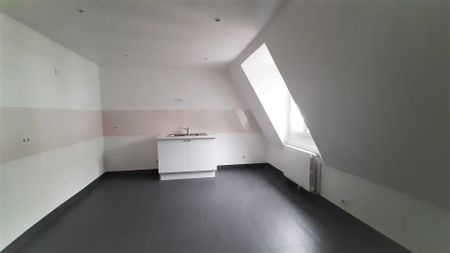 location Appartement F5 DE 159m² À PARIS - Photo 4