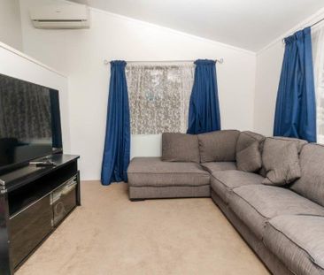 2 bedroom in Bayview - Photo 5