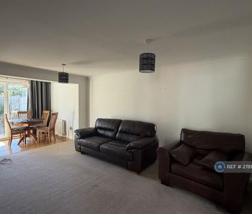 2 bedroom bungalow to rent - Photo 1