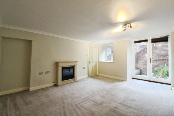 3 bedroom terraced house to rent - Photo 1