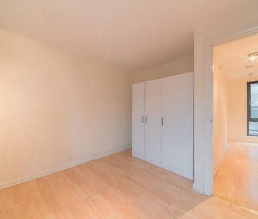 2 Bed Flat, Base, S1 - Photo 3