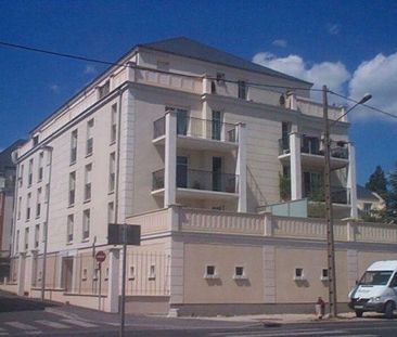 Location Appartement 1 pièce 28m² ORLEANS 45000 - Photo 3