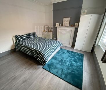 5 bedroom terraced house to rent - Photo 1