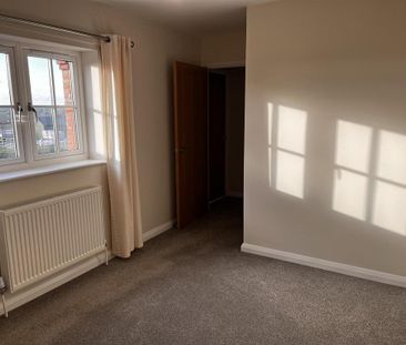 3 bedroom detached house to rent - Photo 3