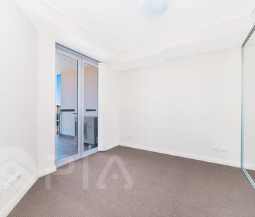 Entry via Block C,As new 1-bedroom modern apartment now for lease - Photo 6