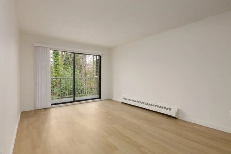 The Woodway — 1 Bedroom - Photo 5