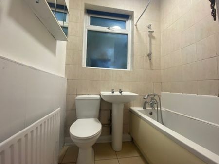 Kimberworth Road, Kimberworth, S61 1HH - Photo 5