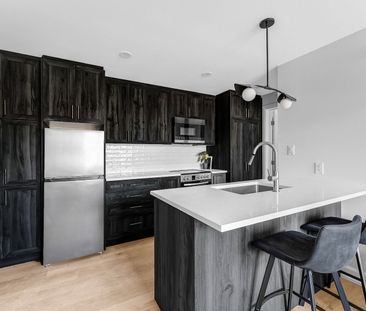658 Somerset Street West, Centretown, Ottawa, ON - Photo 1