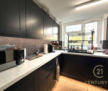 3 bedroom apartment to rent - Photo 2