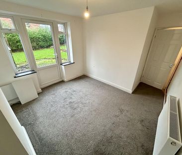 3 bedroom semi-detached house to rent - Photo 3