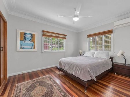 Beautiful Home in Wavell Heights - Photo 4