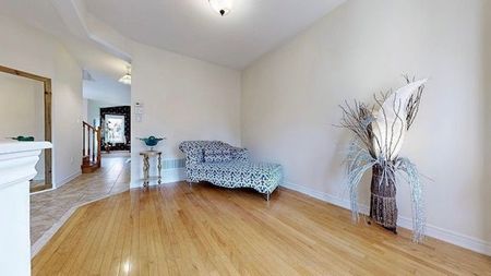 For Lease - 10 Betony Drive, Richmond Hill, Ontario - Photo 4